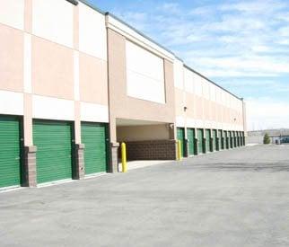 self storage unit, storage facility, moving, truck rental