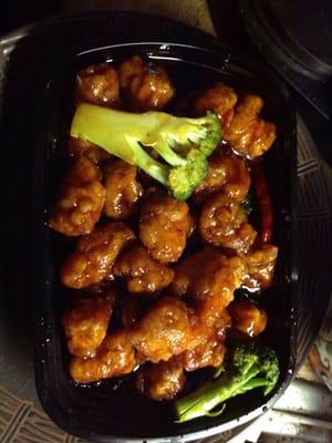 General Tso's chicken with fresh broccoli