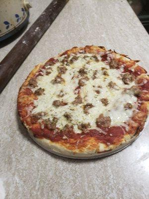 Sausage pizza