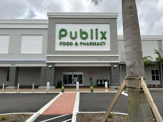 Publix Super Market at Aberdeen Square