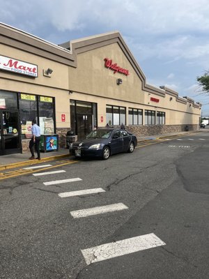 Closed Walgreens