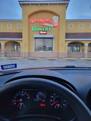 Arandas Bakery