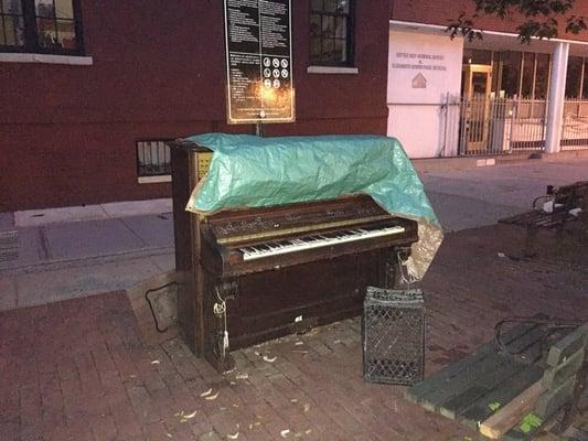 The Street Piano - a gathering of minds and late night music goers