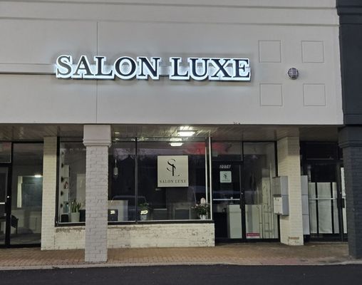 Salon Luxe