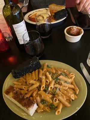 Gluten free Sun-Dried Tomato and Spinach Cream Pasta