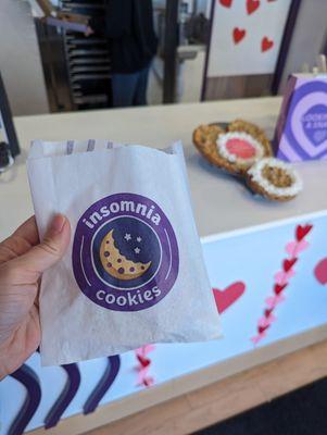 Insomnia Cookies