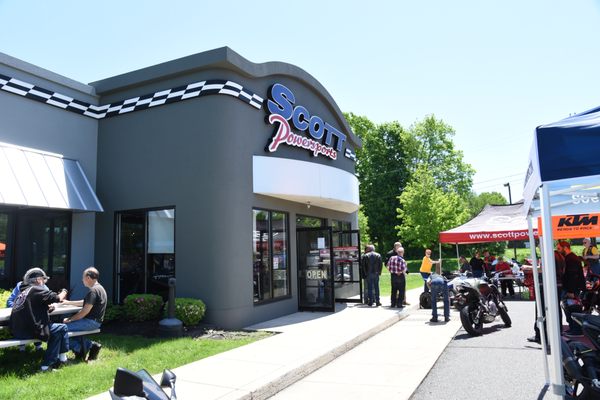 Scott Powersports, Inc. located in Coopersburg, PA 18036 - 610-282-4800