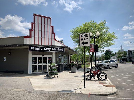 Maple City Market