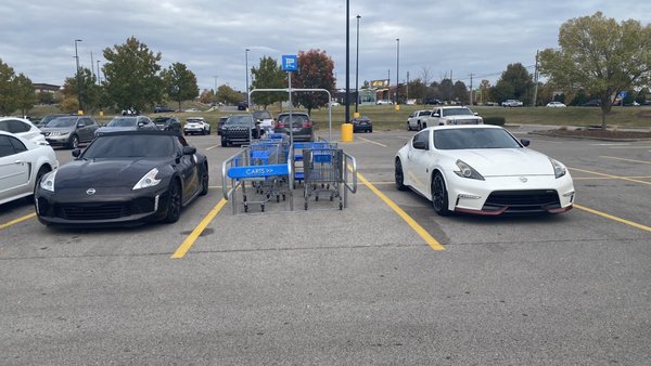 Intentional Parking - 370Z Roadster & 370Z NISMO