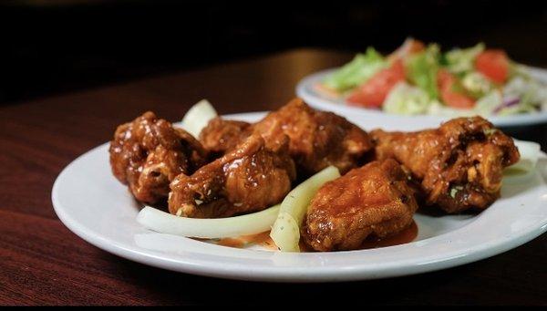 Medo's Chicken Wings