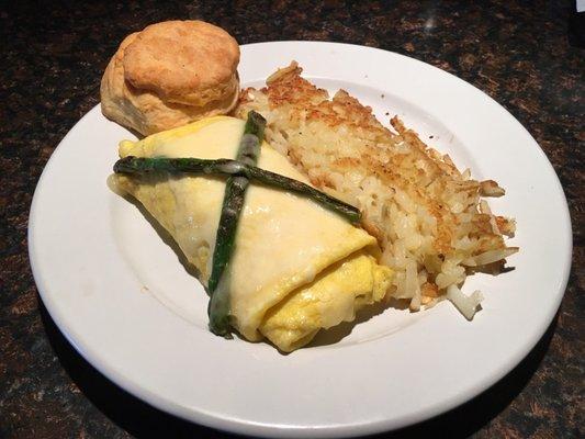 Omelette with asparagus & hollandaise sauce.