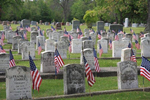 Roseland Park Cemetery