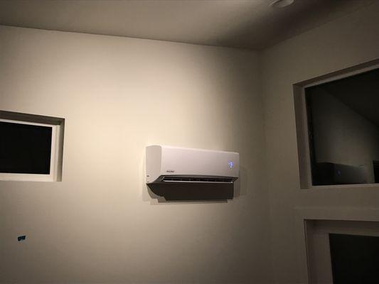 Indoor MiniSplit Wall Mount