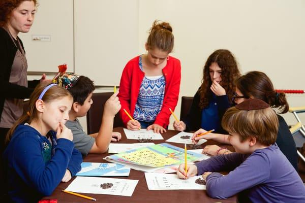 Children study Hebrew vocab!