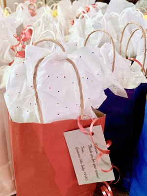 Gift bags for the Vets who came to the Thanksgiving feast!