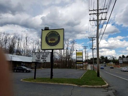 This is the old Bill Batemans in front of the Belair location. Store entrance is behind Birroteca on the left.