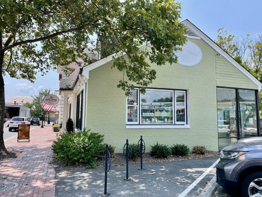 Outside / Exterior of shop - loads of convenient lot parking right behind shop or close-by walkable street parking in old town downtown