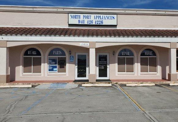 we have moved to a new location to 13035 tamiami trail just 2 stores down in the same complex