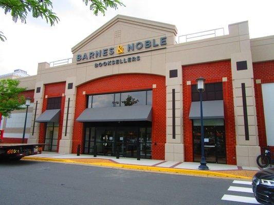 Barnes & Noble