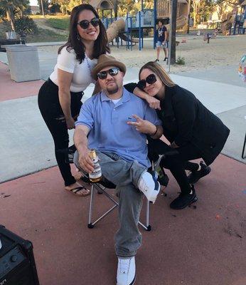 Me & my twin  sisters enjoying a Carne Asada in this hidden chill little park.