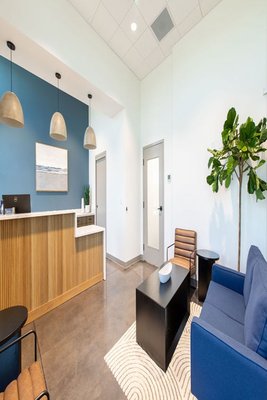 Refine Vein Center