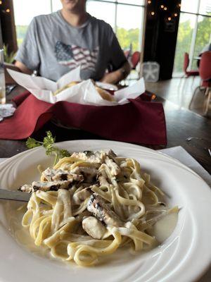 Chicken Alfredo - this was the special. It's not a daily menu item.