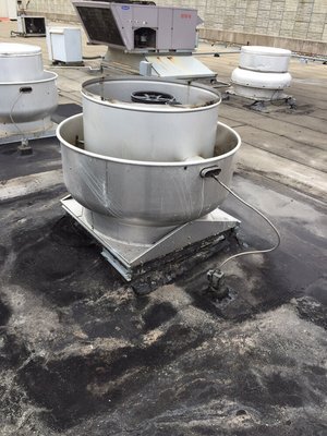 We offer Restaurant hood fan service, repair and replacement.