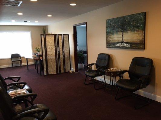 Waiting Room- Newberg Office