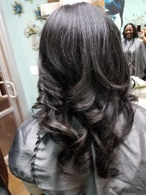 Shampoo, Blowout and flatiron on Natural hair