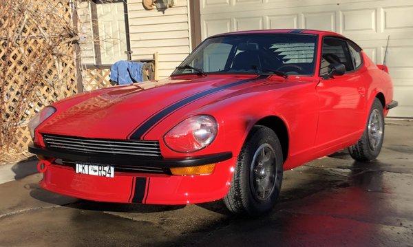 Here's my '71 - you can see the build details at Ace240z.com