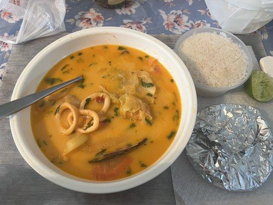 Sopa de mariscos // seafood soup   With white rice & tortillas + lemon