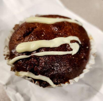 Carrot cake muffin