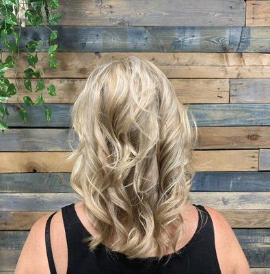 Highlights with soft curls