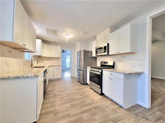 New Kitchen Remodel with New Stainless Appliances!