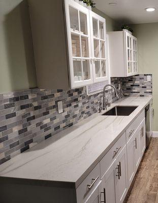 Main counter space and backsplash.