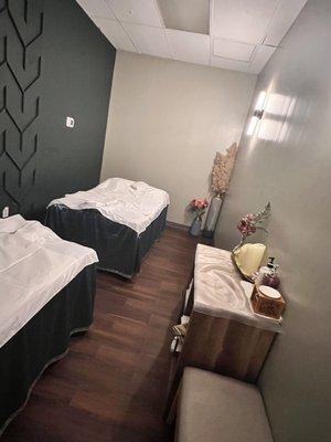 Couple Massage Spa Room