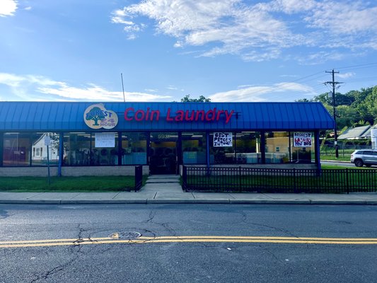 Forest 24 hour laundromat