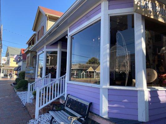 The Shops at Sea Captain's Cottage