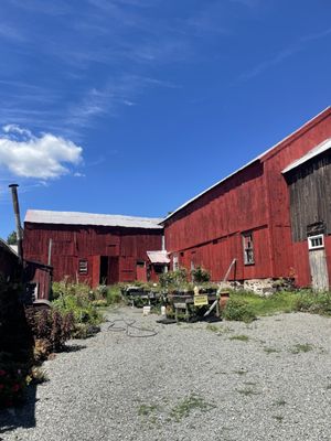 Barn at Cedar Hill Farm