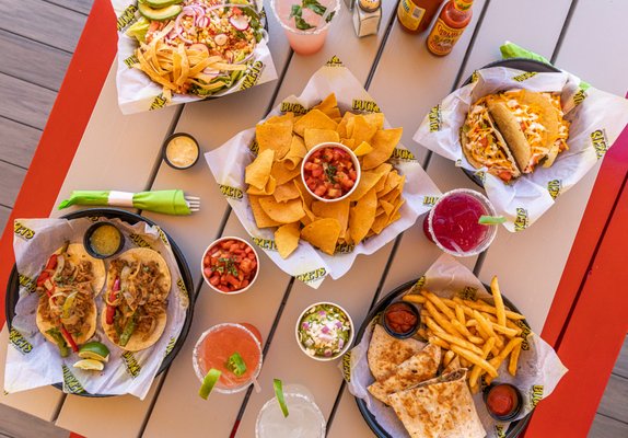 Buckets Margarita Bar & Cantina