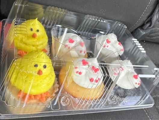 Easter themed cupcakes