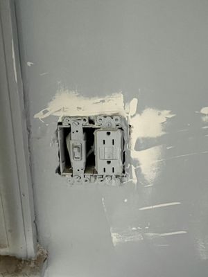 Overpainting wall outlets, not covering outlets before painting