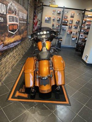 2014 Street Glide with only 14,500 miles!