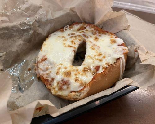 Pizza bagel (one half)