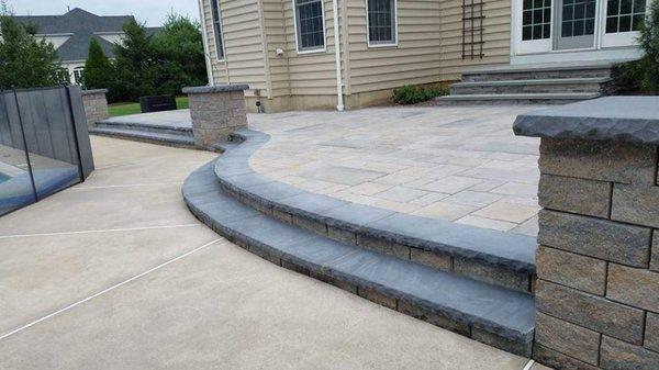 Tecko block raised patio