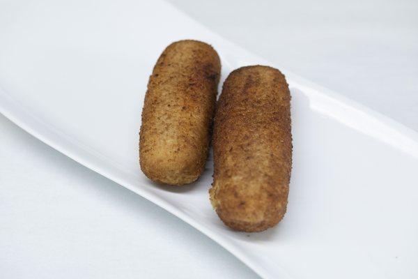 Stuffed Cassava (Yuca Rellena)