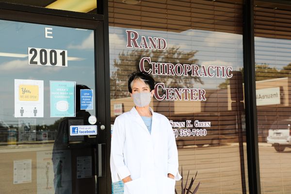 Dr. Susan Green wears a face mask at all times and sanitizes between every patient.