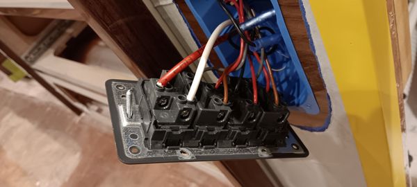 Repair and installation of sockets and switches