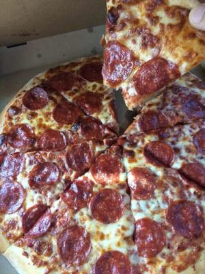 Large Pepperoni Pizza