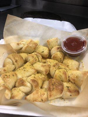 Garlic knots